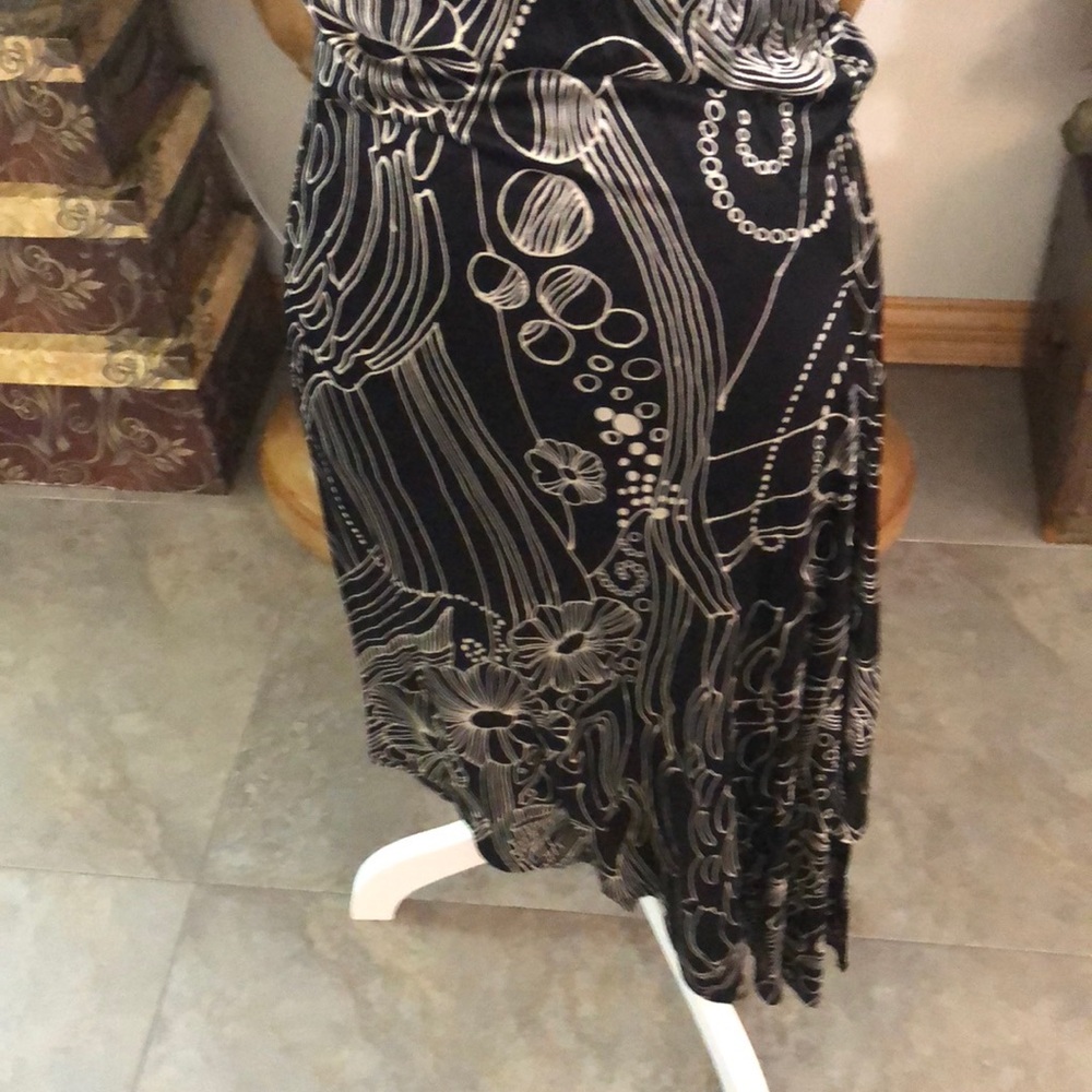 NEW BEBE DRESS - Picture 5 of 7